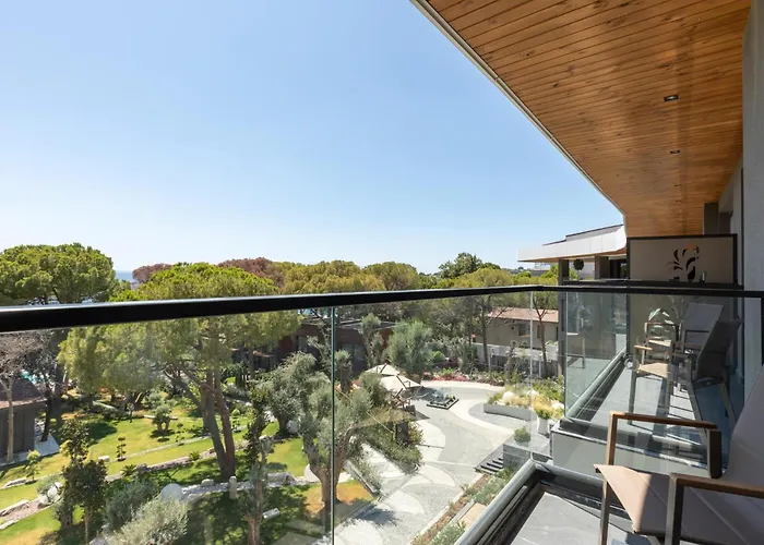 Unique Life Style Hotel